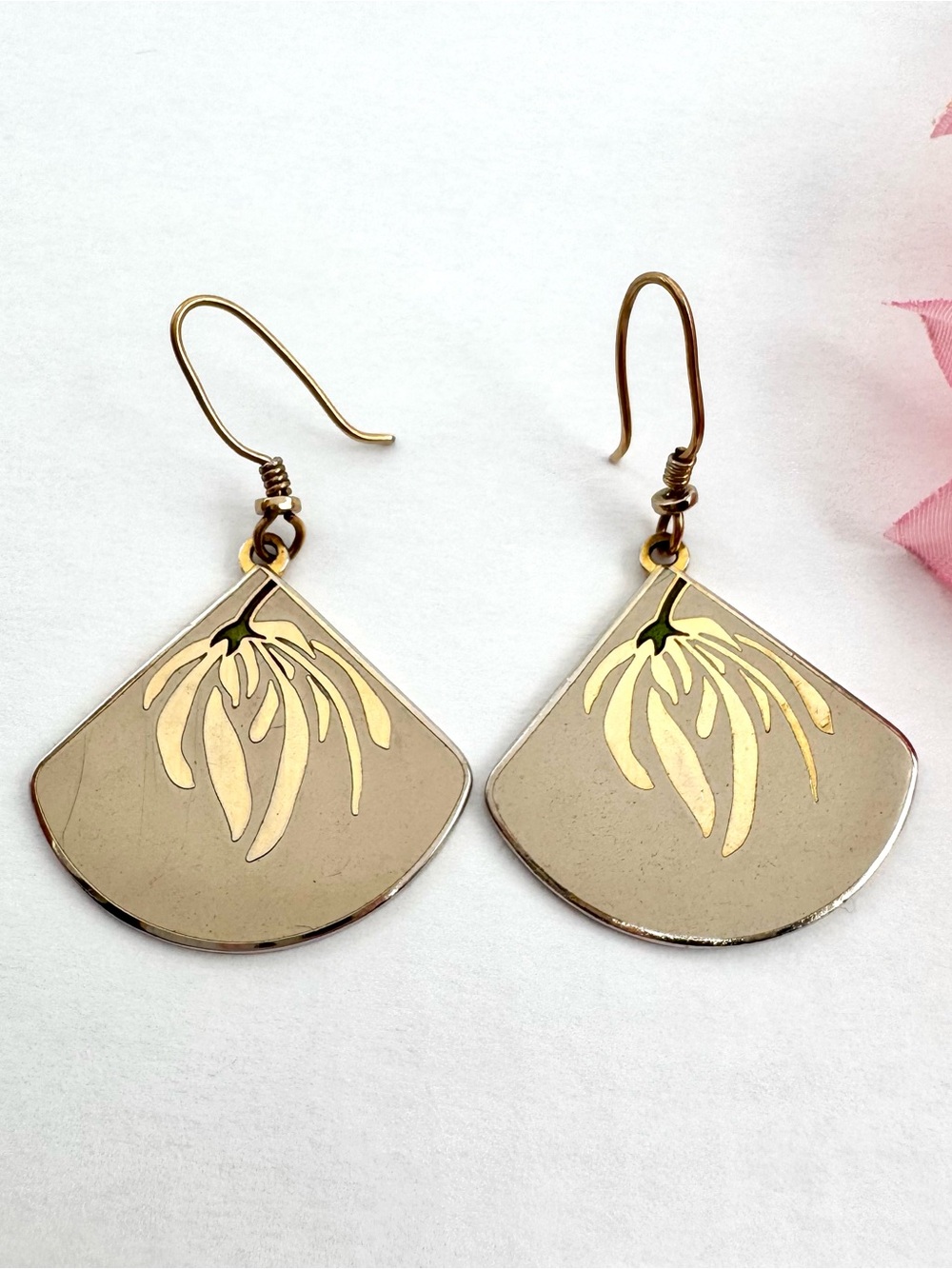 Vintage Laurel Burch “Willow Branch” Cloisonné Earrings Signed Tan Gold Tone
